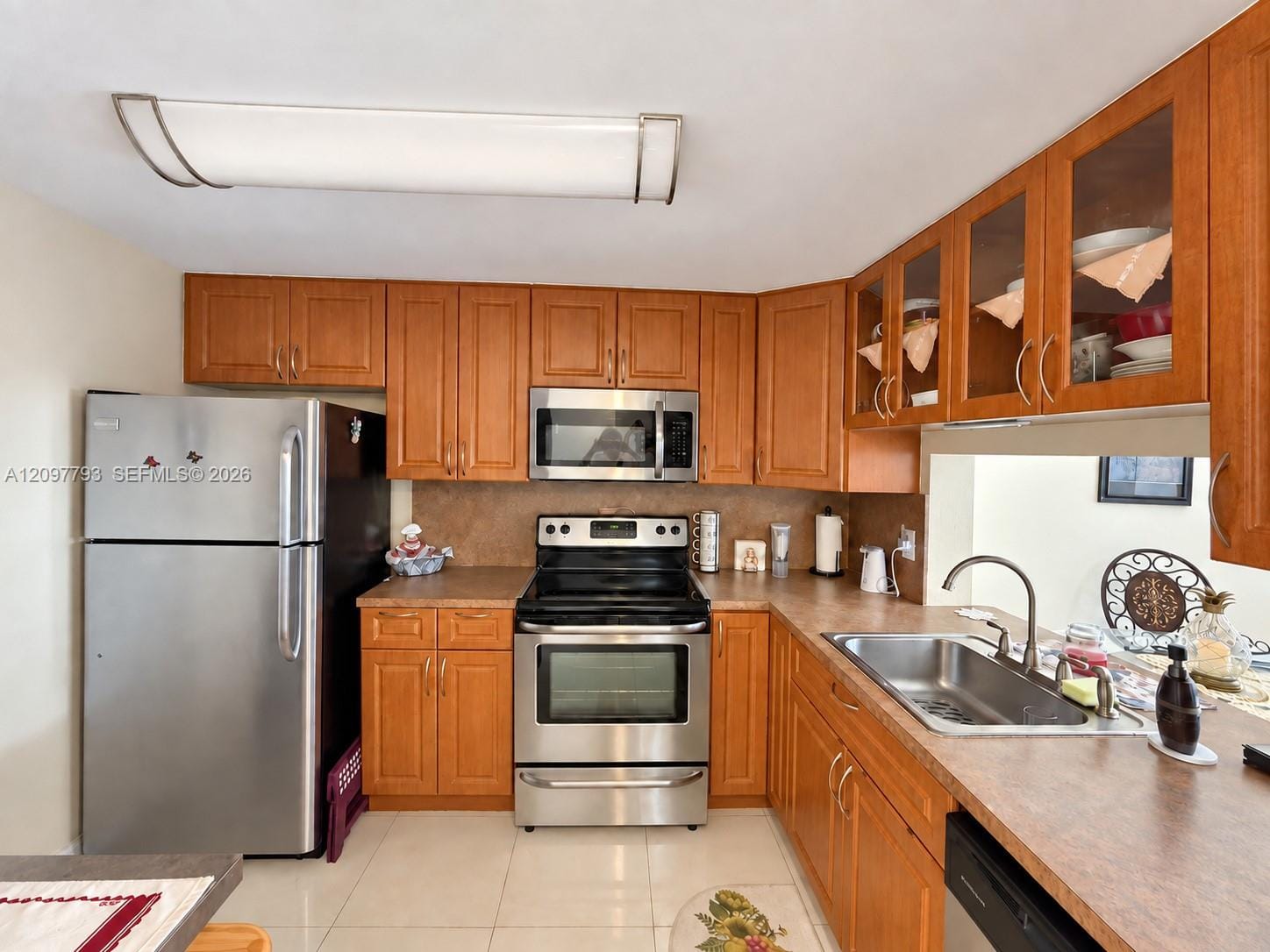 20860 San Simeon Way 208-6, Miami, FL 33179