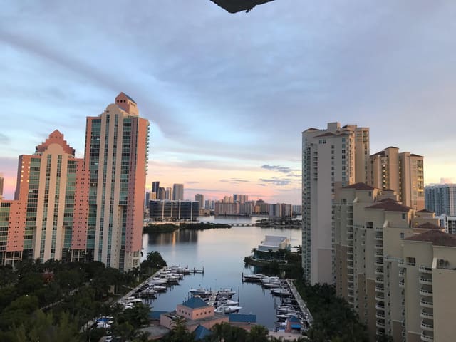 3300 NE 191ST Street LP13, Aventura, FL 33180