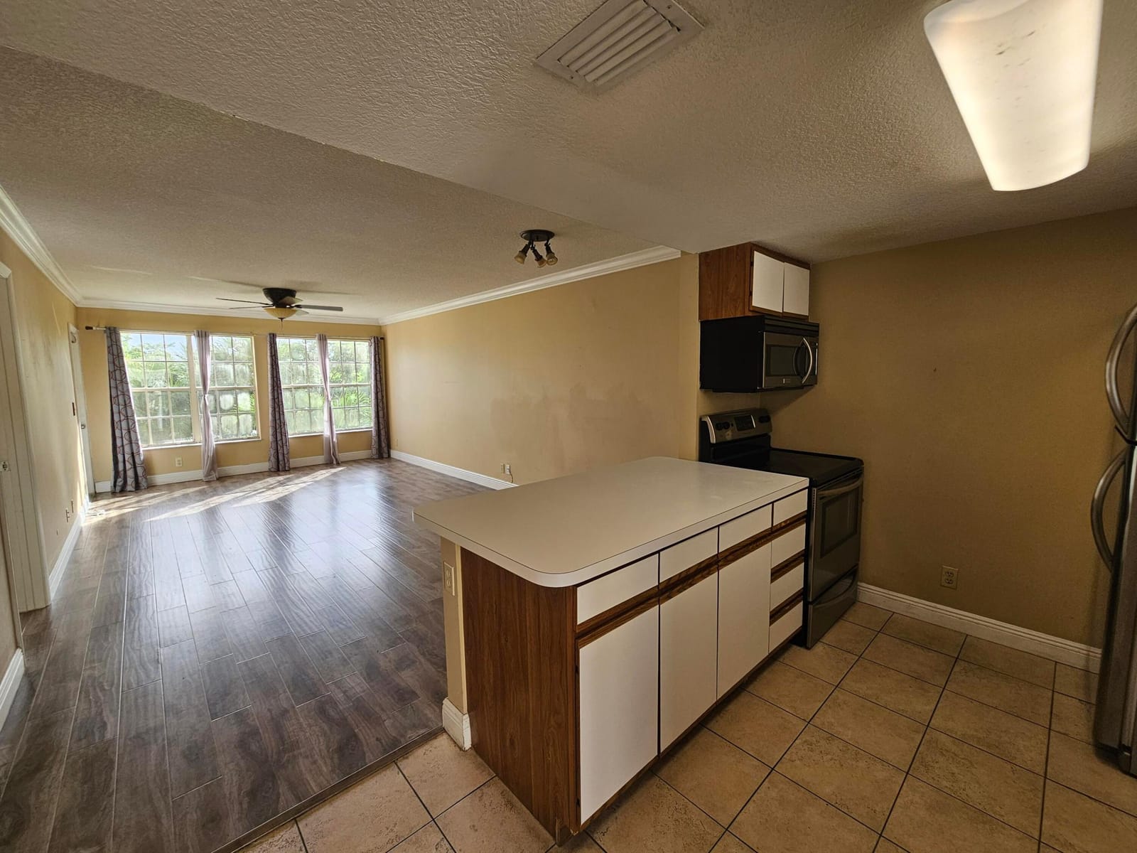 6332 LA COSTA Drive G — photo 4