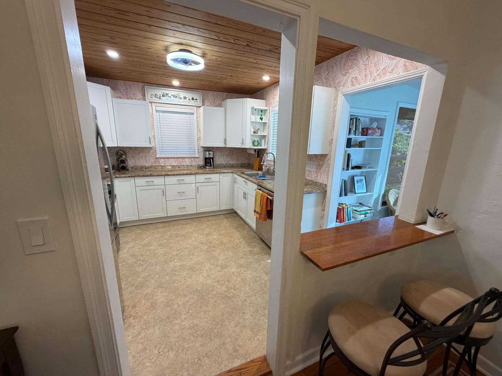 618 N OCEAN BREEZE — photo 7