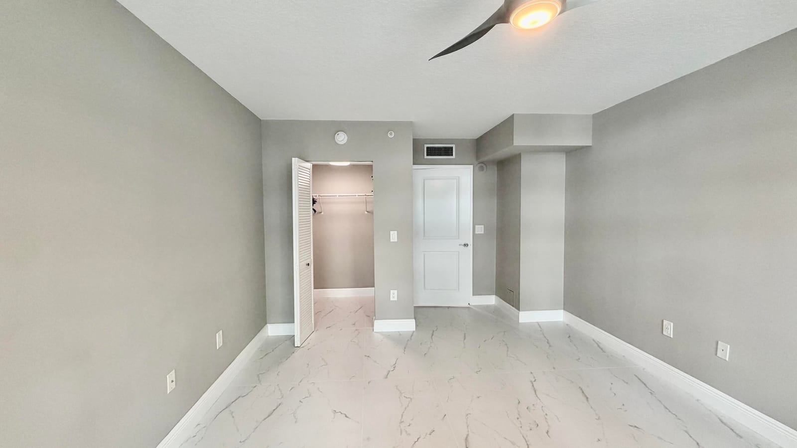 99 SE MIZNER Boulevard 233 — photo 11