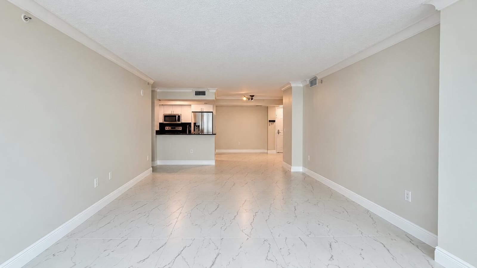 99 SE MIZNER Boulevard 233 — photo 5