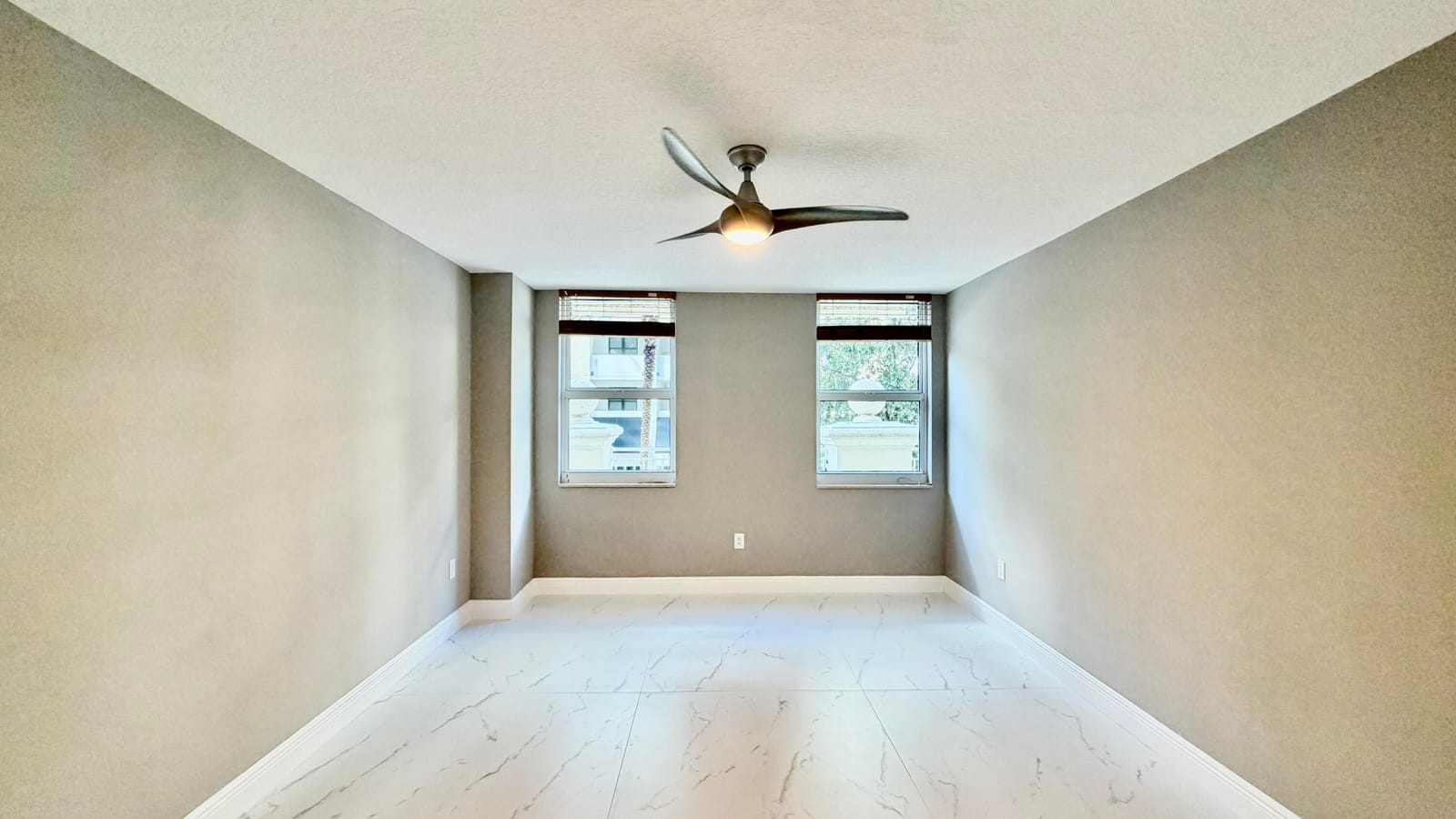 99 SE MIZNER Boulevard 233 — photo 10