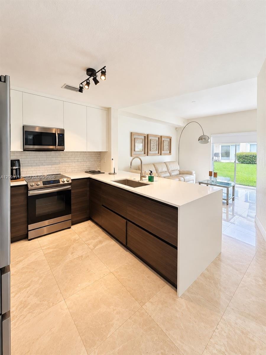 9014 W Flagler Street 3, Miami, FL 33174 photo 7
