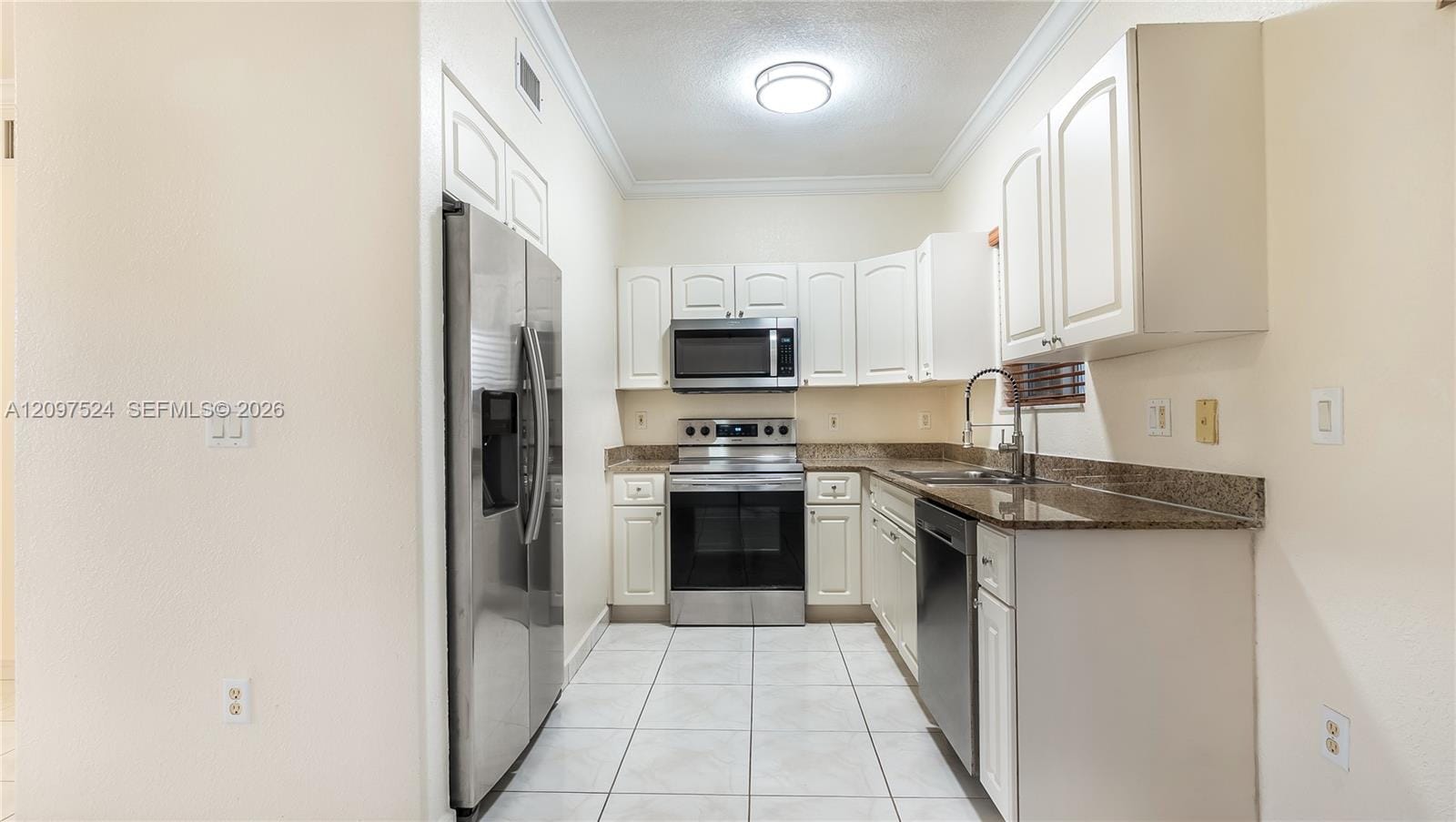 7230 NW 174 Terrace 104, Hialeah, FL 33015 photo 5