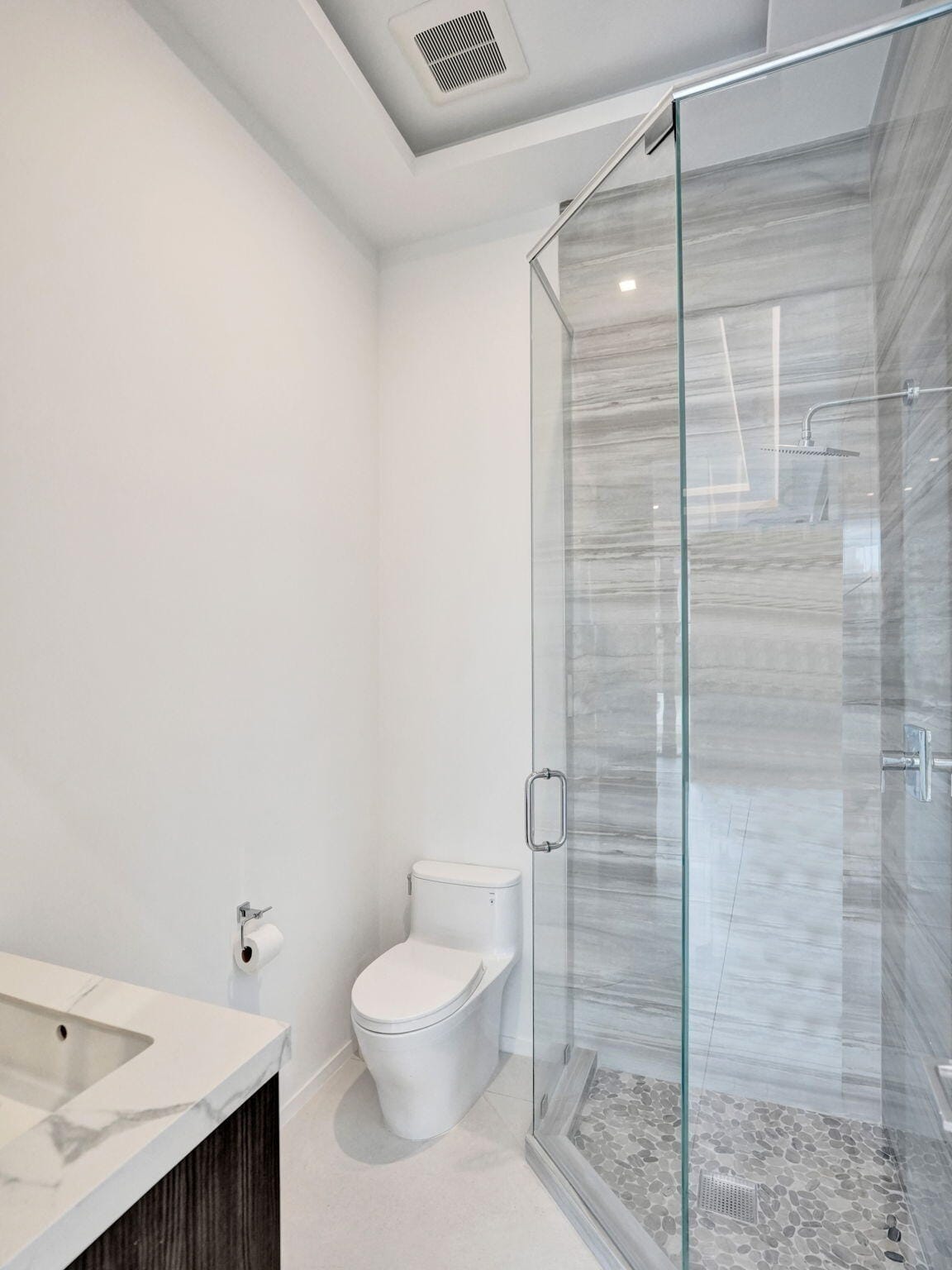 424 COCONUT ISLE Drive — photo 11