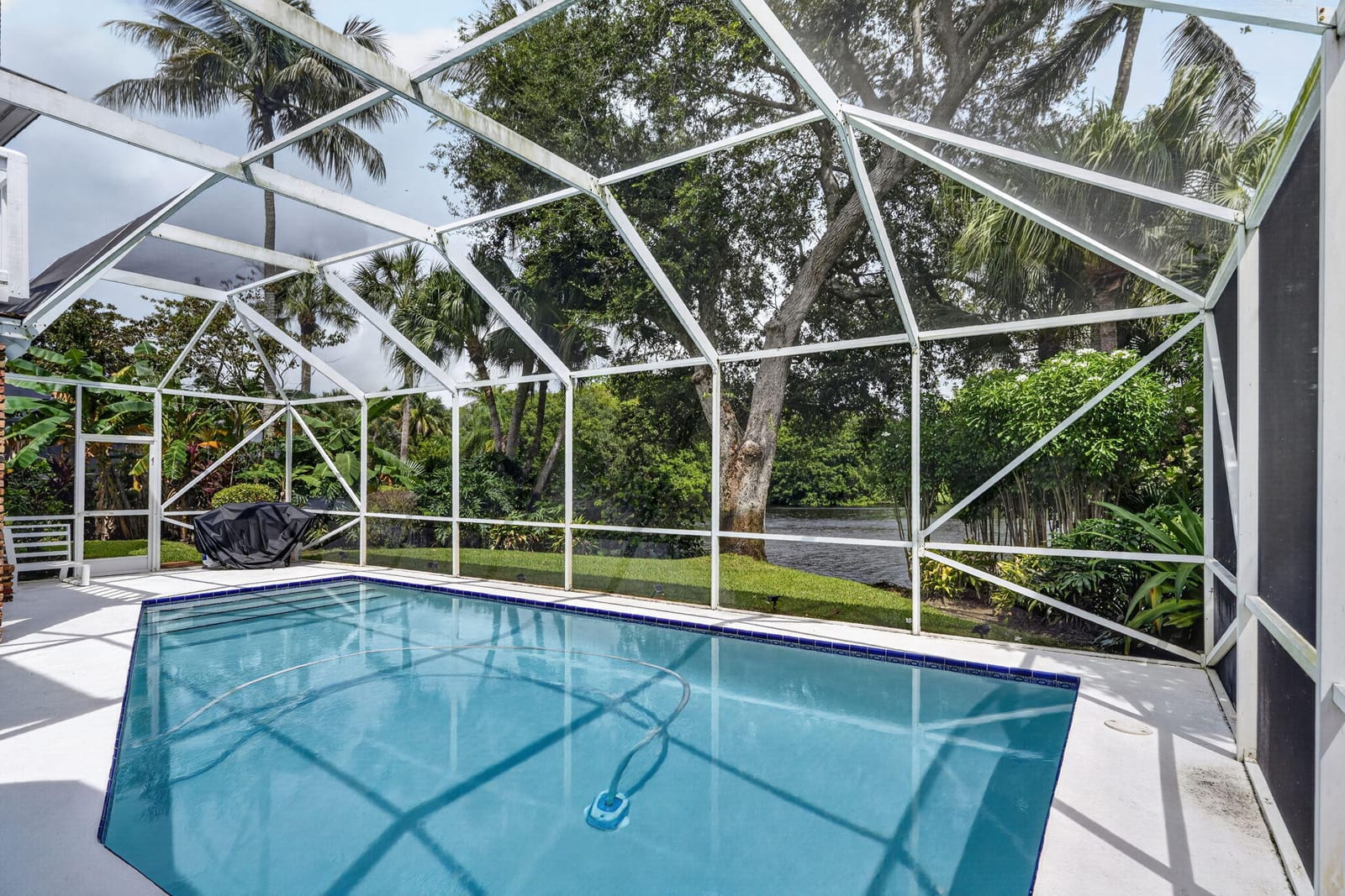 12886 LA ROCHELLE Circle — photo 7