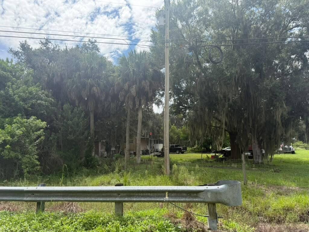 2345 OLD LAKEPORT Road NW, Moore Haven, FL 33471 photo 25