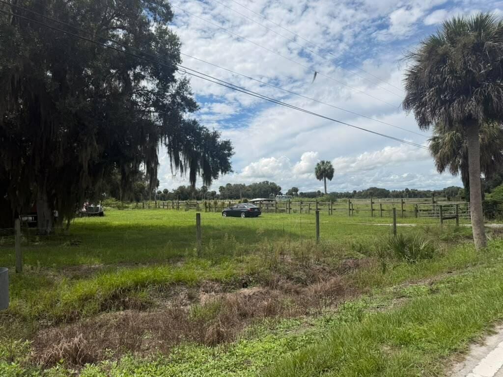 2345 OLD LAKEPORT Road NW, Moore Haven, FL 33471 photo 28