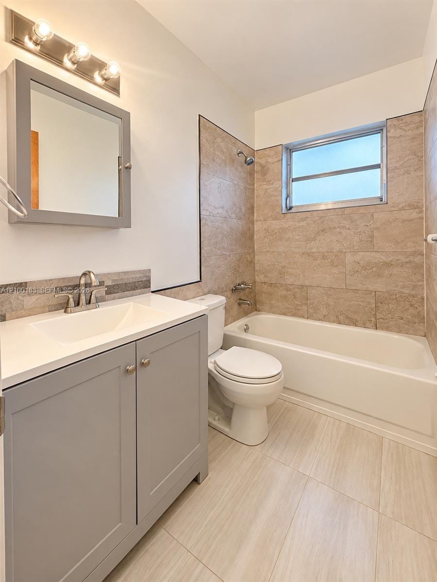 130 SE 10th Street 130, Hallandale Beach, FL 33009 photo 11