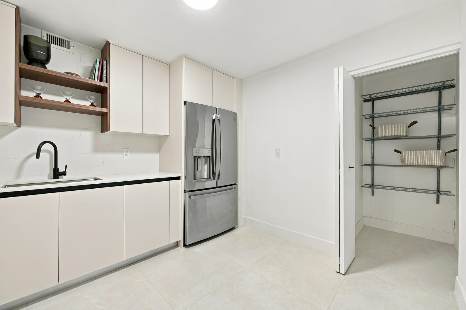 3140 S Ocean Drive 610, Hallandale Beach, FL 33009 photo 14