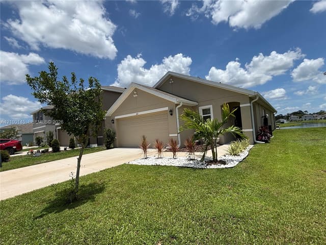 3121 Rock Sound Street, Bradenton, FL 34208