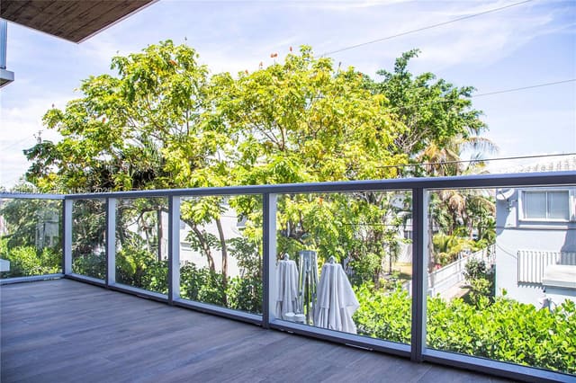 529 SW 11th Street 203, Miami, FL 33129