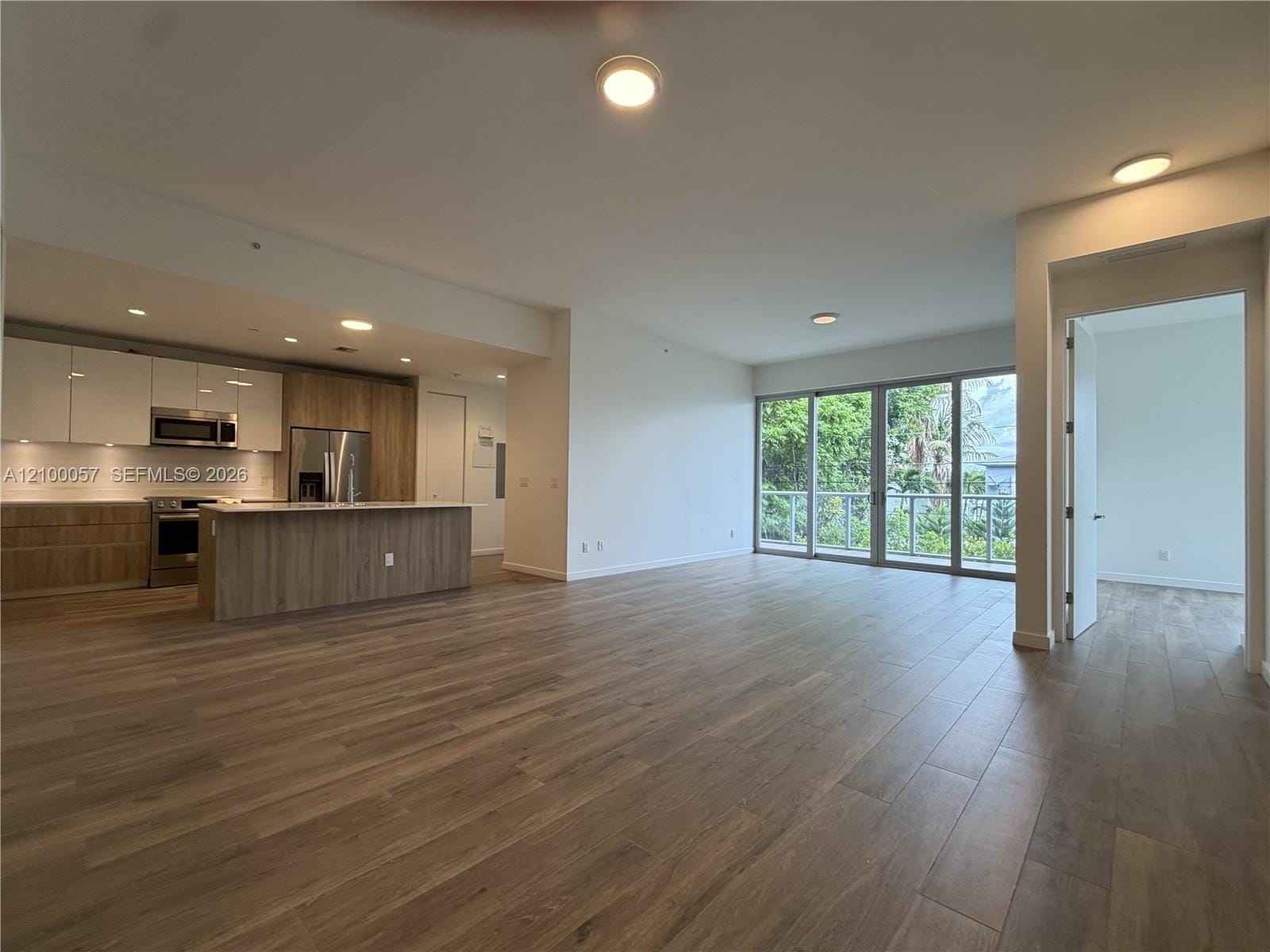 529 SW 11th Street 203, Miami, FL 33129 photo 4
