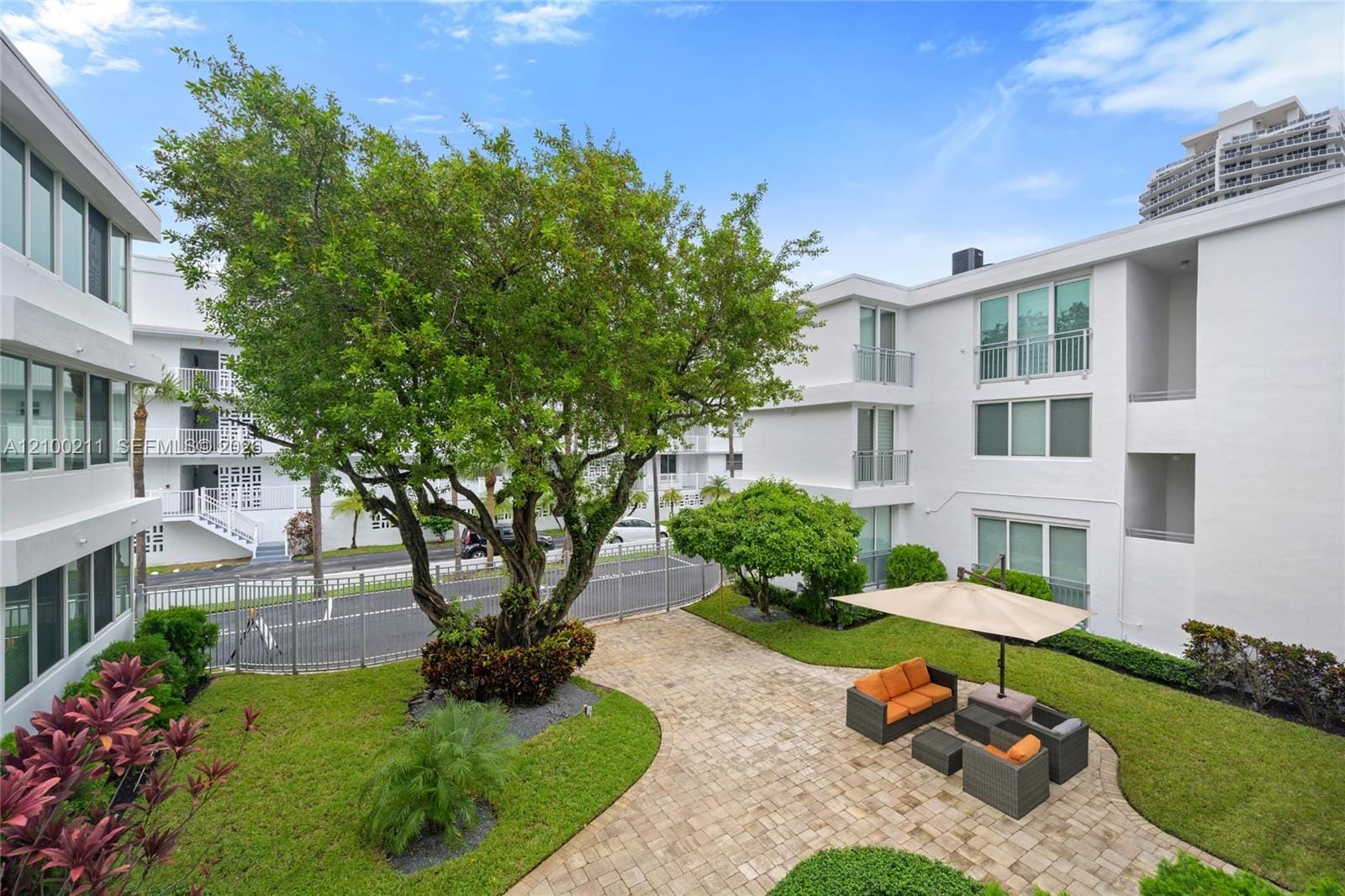 10210 Collins Avenue 306, Bal Harbour, FL 33154 photo 18