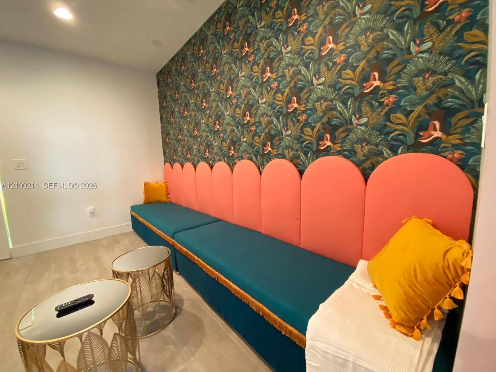 427 NW 34th Street 2 — photo 5