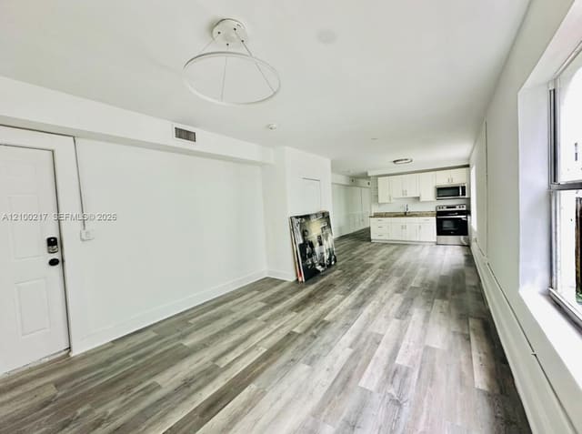 524 NW 35th Street 1, Miami, FL 33127