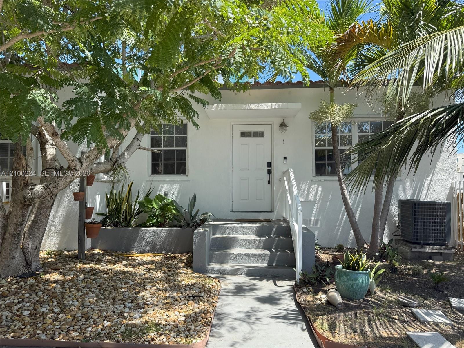 8401 Crespi Boulevard, Miami Beach, FL 33141