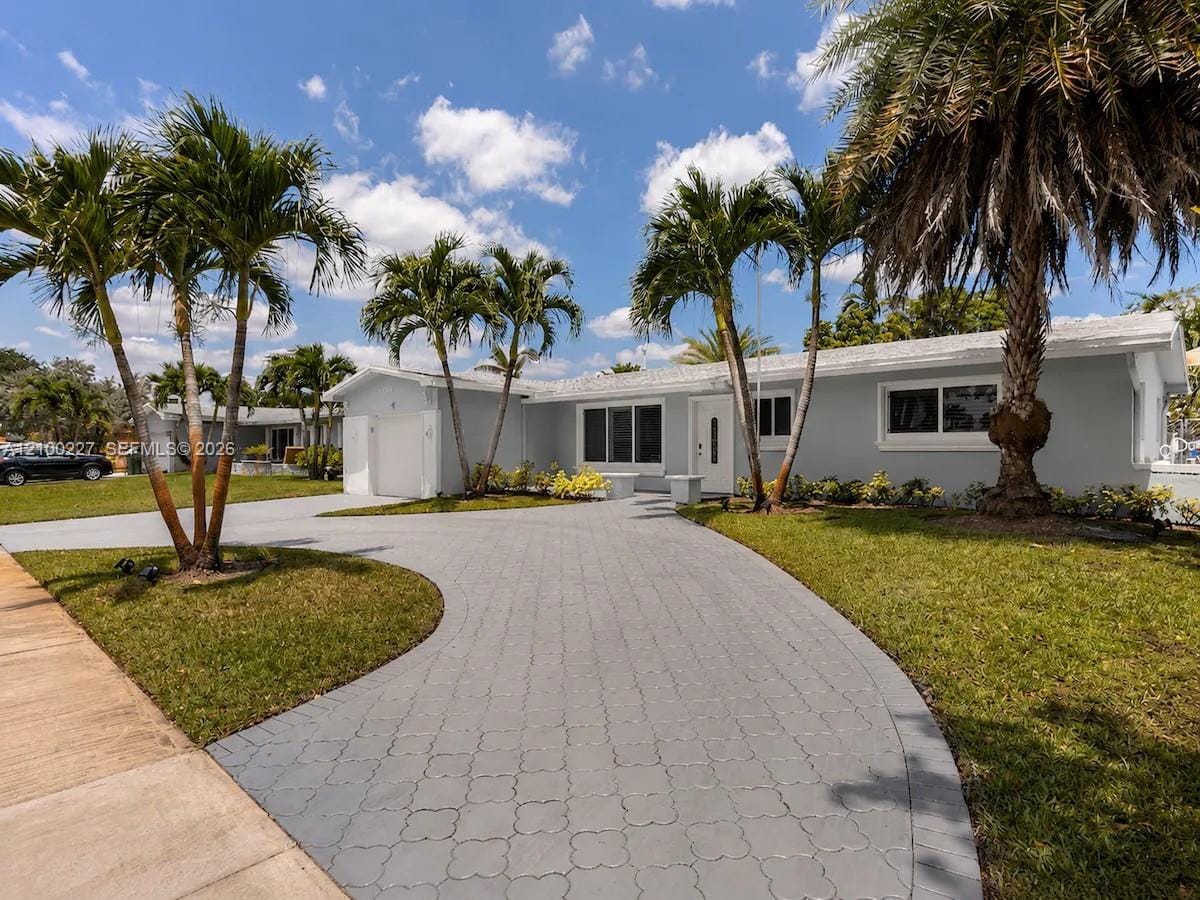 10911 Taft Street, Pembroke Pines, FL 33026