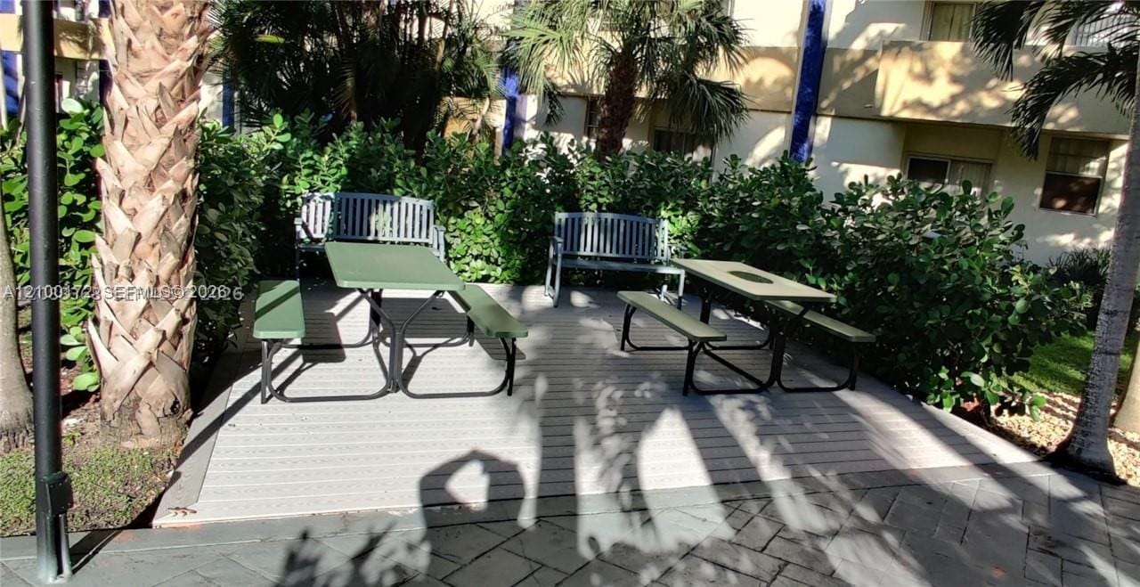 801 NW 47th Avenue 914W, Miami, FL 33126 photo 4