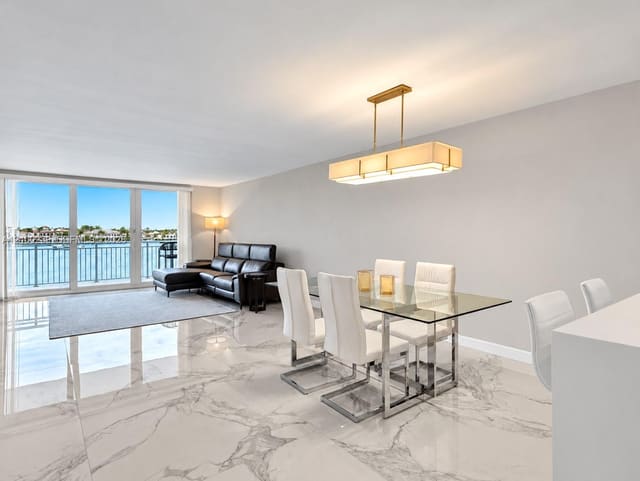 511 Bayshore Drive 310, Fort Lauderdale, FL 33304