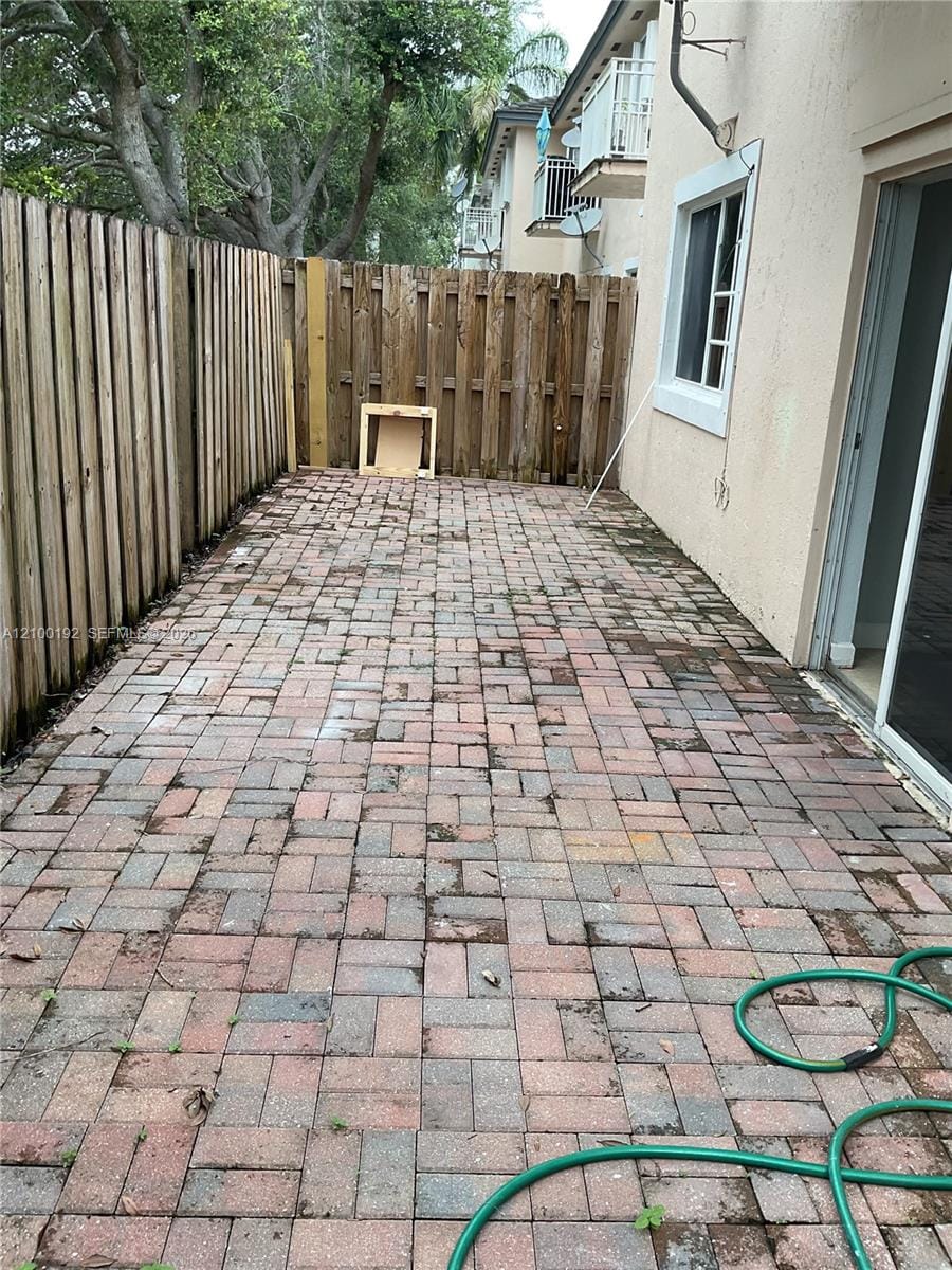 364 NE 25th Place 101, Homestead, FL 33033 photo 2