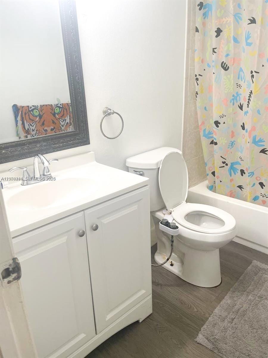 177 Lakeview Drive 104, Weston, FL 33326 photo 11