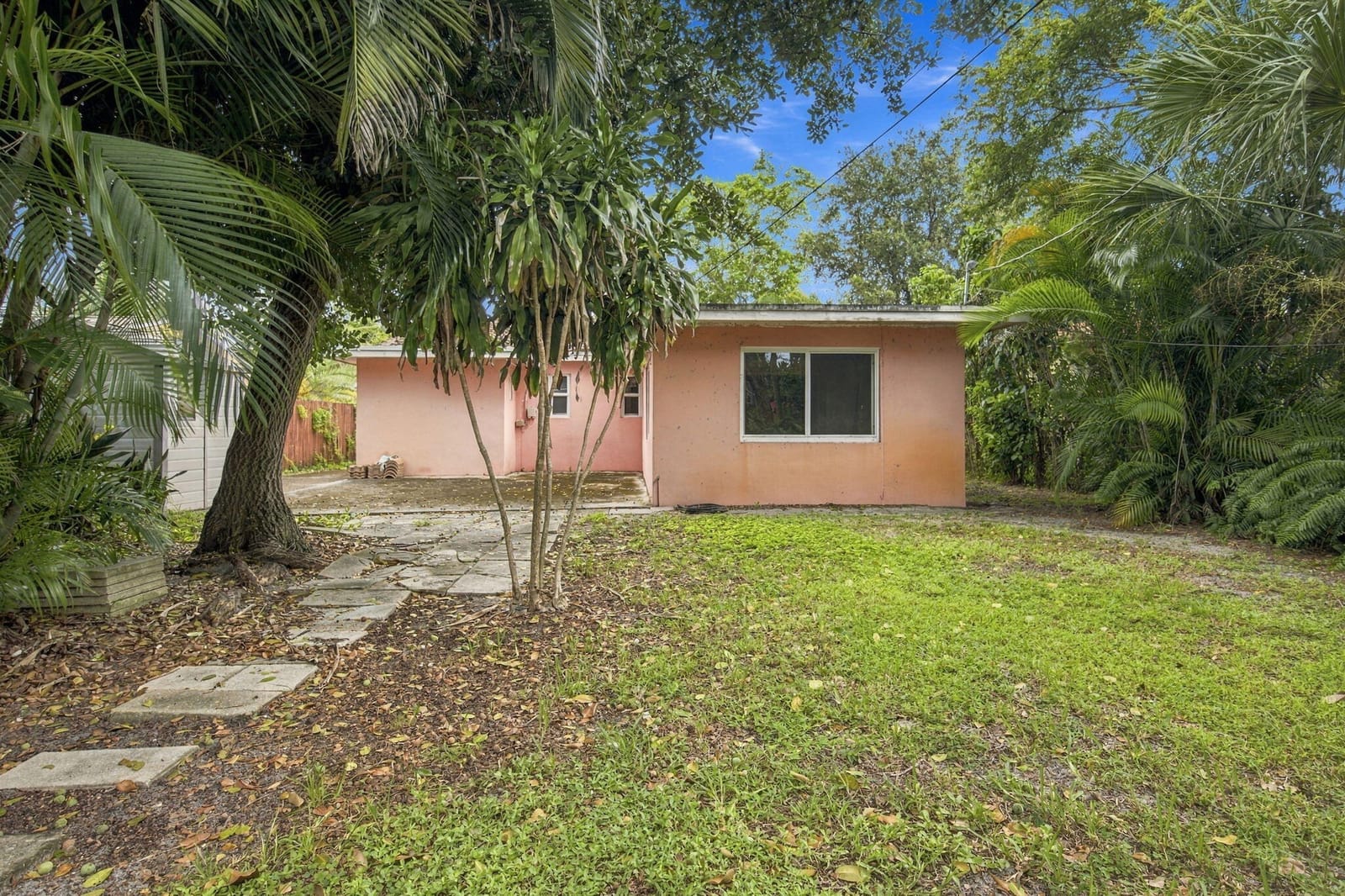 1524 NE 2ND Avenue, Fort Lauderdale, FL 33304 photo 10