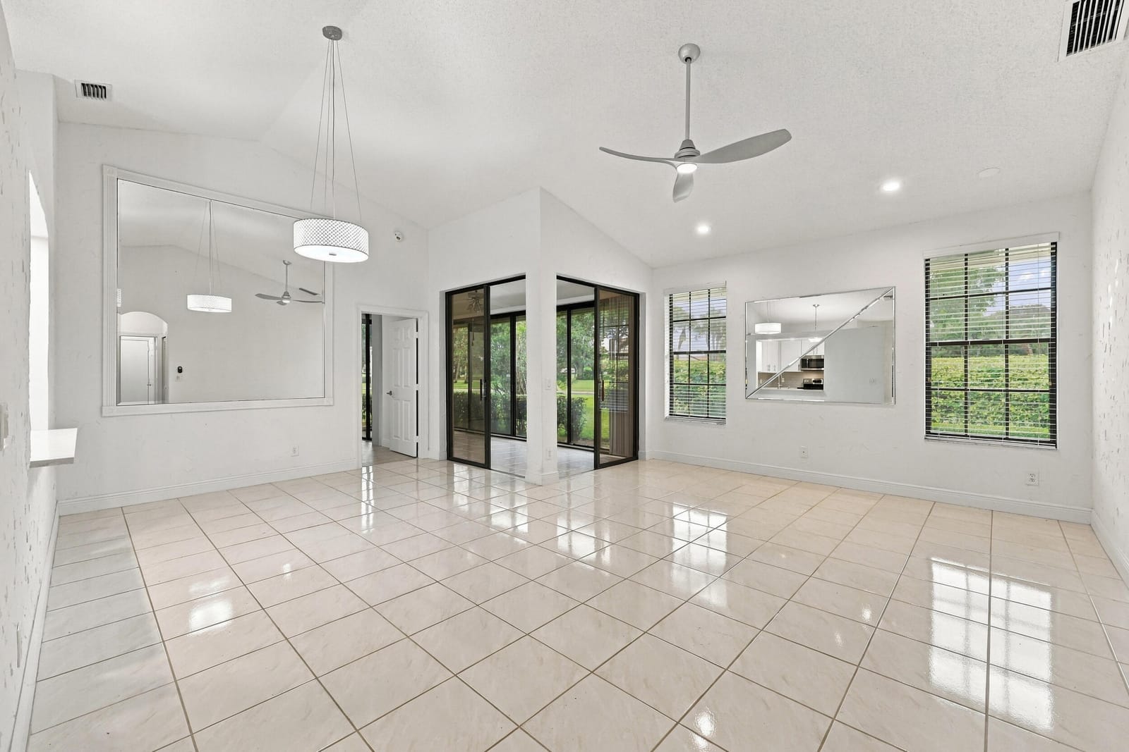 8292 WATERLINE Drive 106, Boynton Beach, FL 33472 photo 21