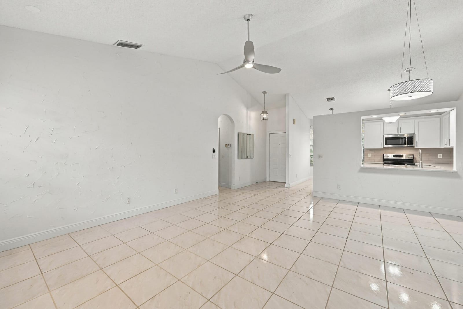8292 WATERLINE Drive 106, Boynton Beach, FL 33472 photo 27