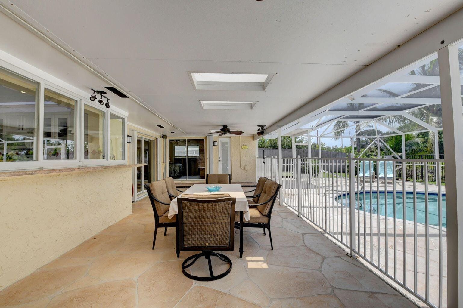 1086 SW 28th Avenue, Boynton Beach, FL 33426 photo 21