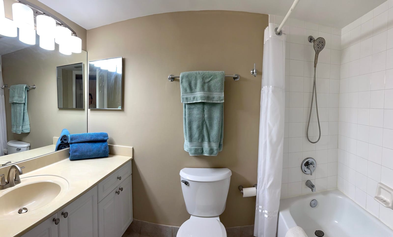 500 N CRESTWOOD Court N 519, Royal Palm Beach, FL 33411 photo 24