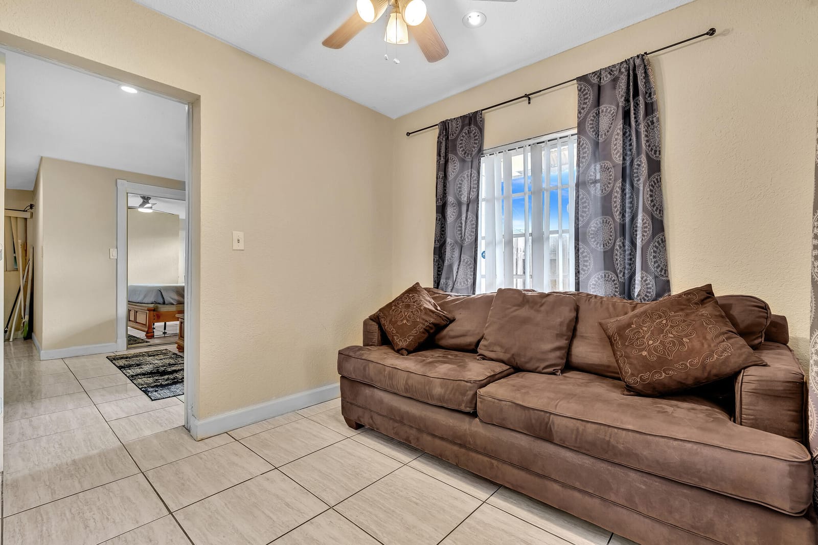 6872 NW 26TH Court, Sunrise, FL 33313 photo 17