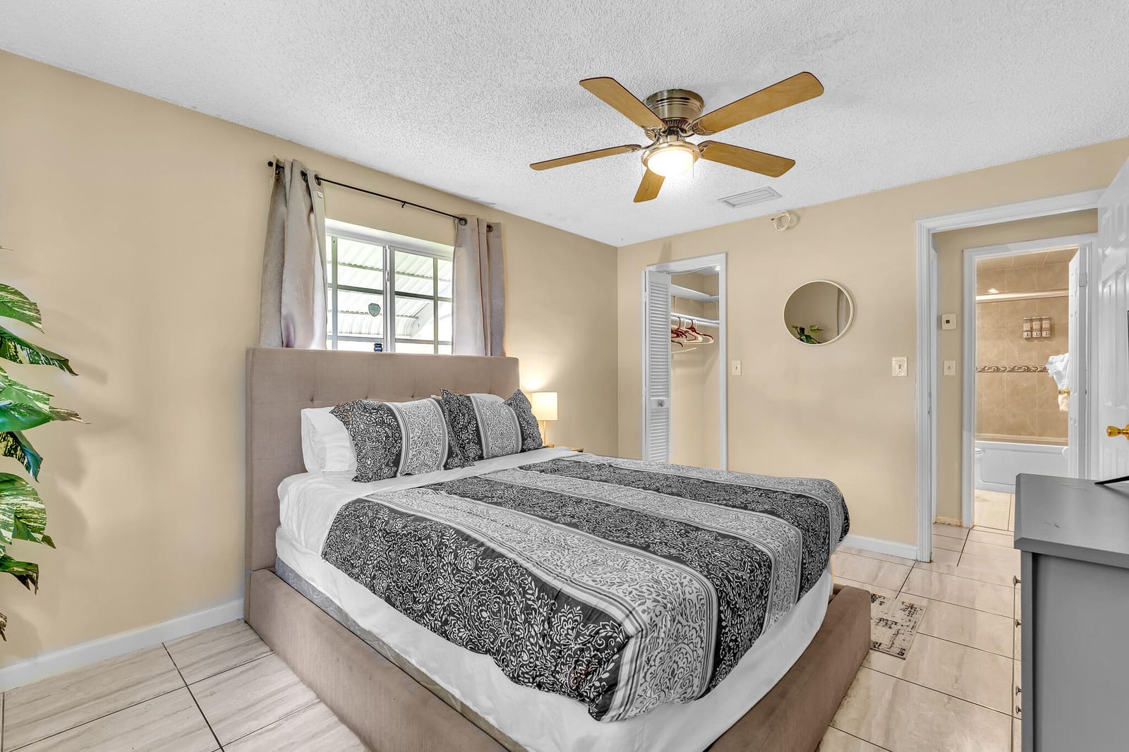 6872 NW 26TH Court, Sunrise, FL 33313 photo 21