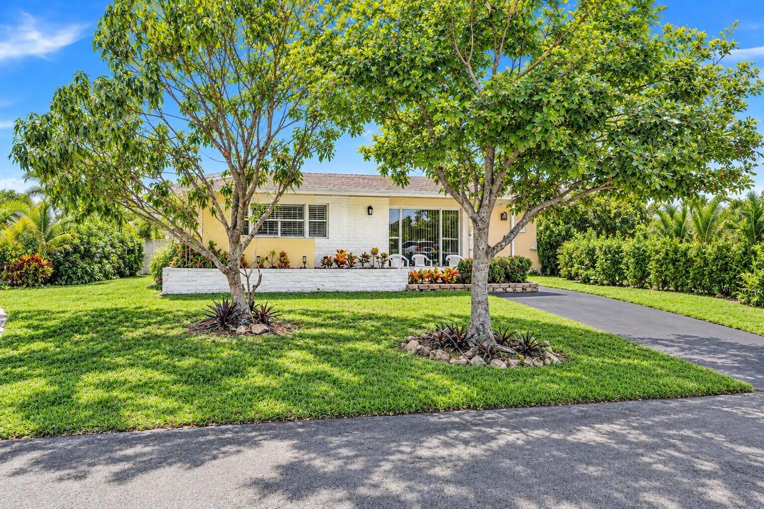 6872 NW 26TH Court, Sunrise, FL 33313