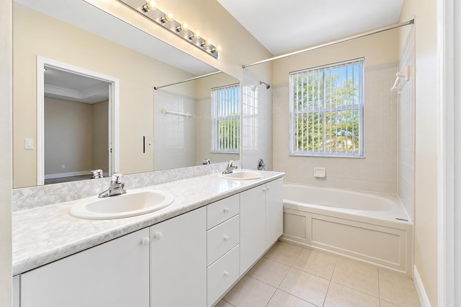 2247 SHOMA Drive 2247, Royal Palm Beach, FL 33414 photo 16