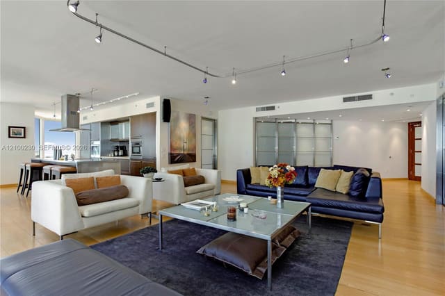 4779 Collins Avenue 401, Miami Beach, FL 33140