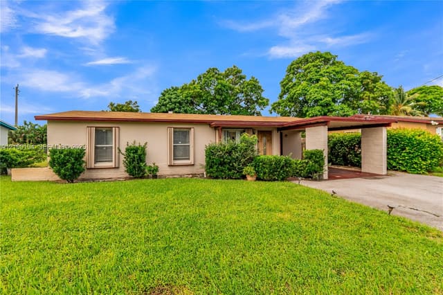 1781 NW 36th Terrace, Lauderhill, FL 33311