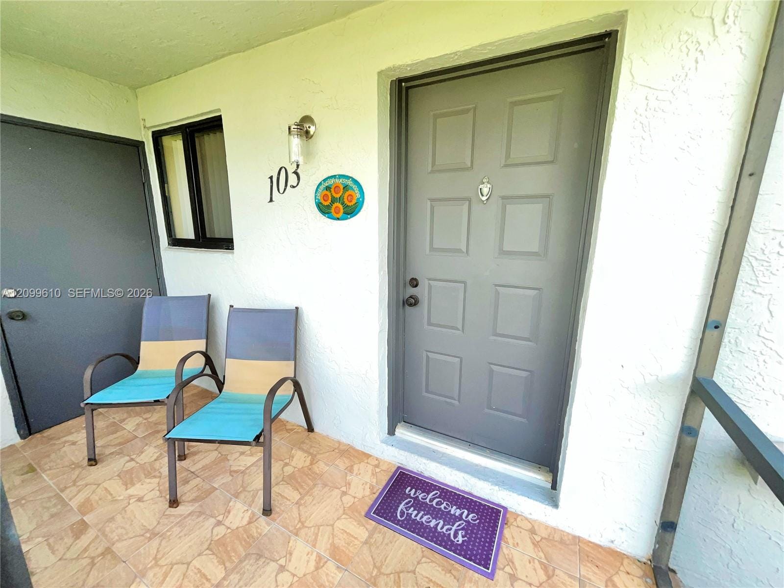 153 Lakeview Drive 103 — photo 2