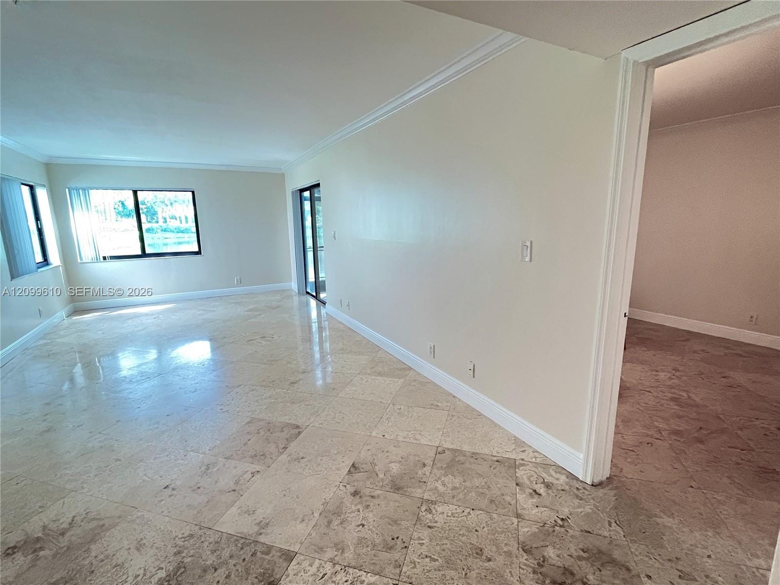 153 Lakeview Drive 103 — photo 3