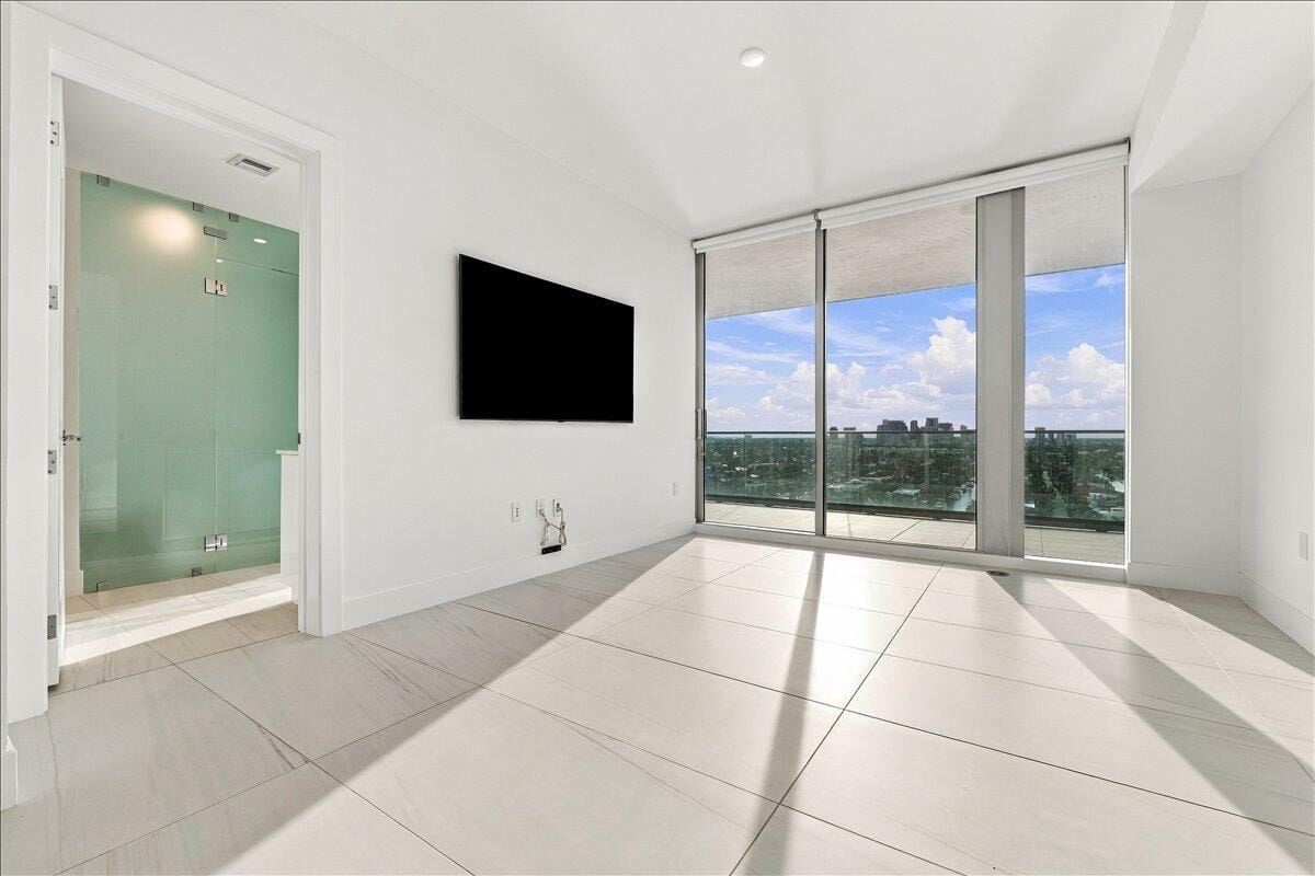 153 N Seabreeze Boulevard 1604, Fort Lauderdale, FL 33304 photo 19