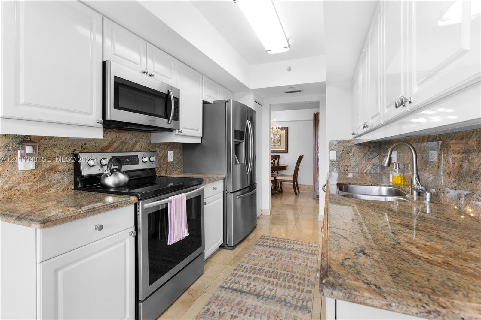 21205 Yacht Club Drive 504 — photo 10