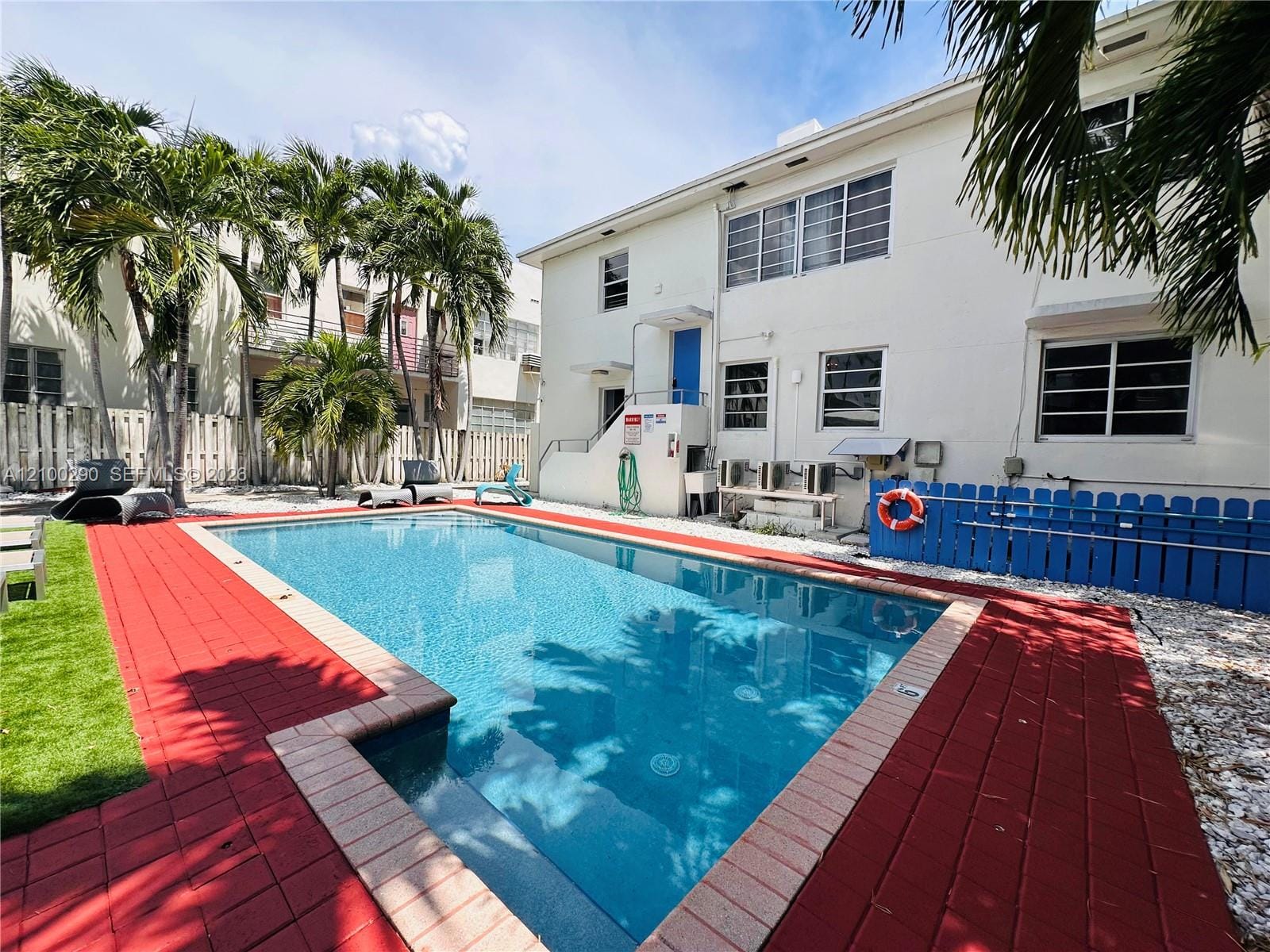 1032 Michigan Avenue B, Miami Beach, FL 33139 photo 1