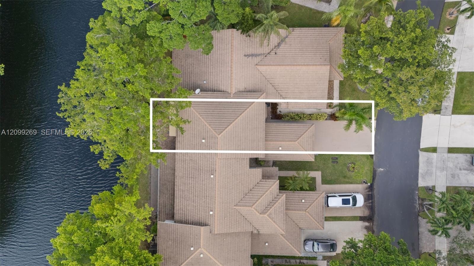 3329 Deer Creek Lake Shore Drive, Deerfield Beach, FL 33442 photo 30
