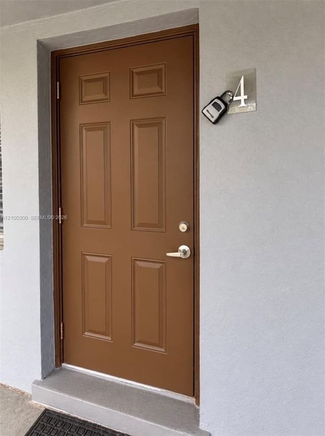 401 NW 43rd Court 4, Oakland Park, FL 33309