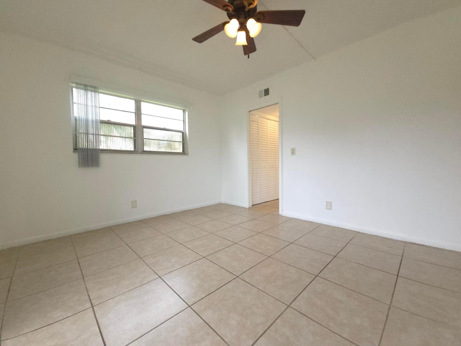 129 NORWICH F, West Palm Beach, FL 33417 photo 11