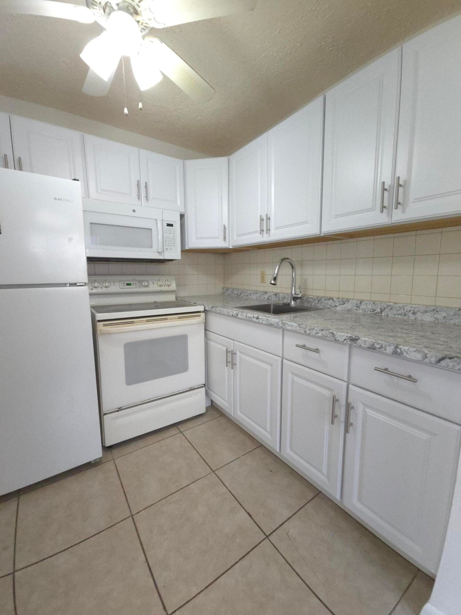 129 NORWICH F, West Palm Beach, FL 33417 photo 7