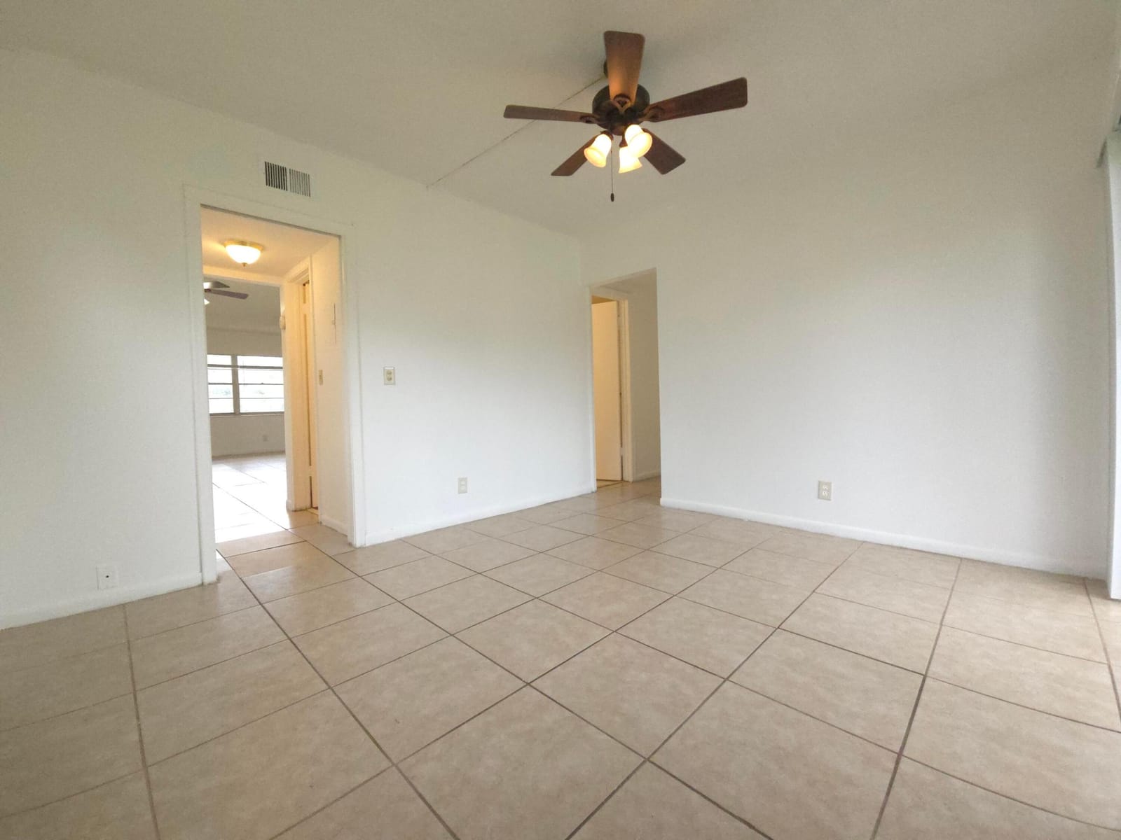 129 NORWICH F, West Palm Beach, FL 33417 photo 10