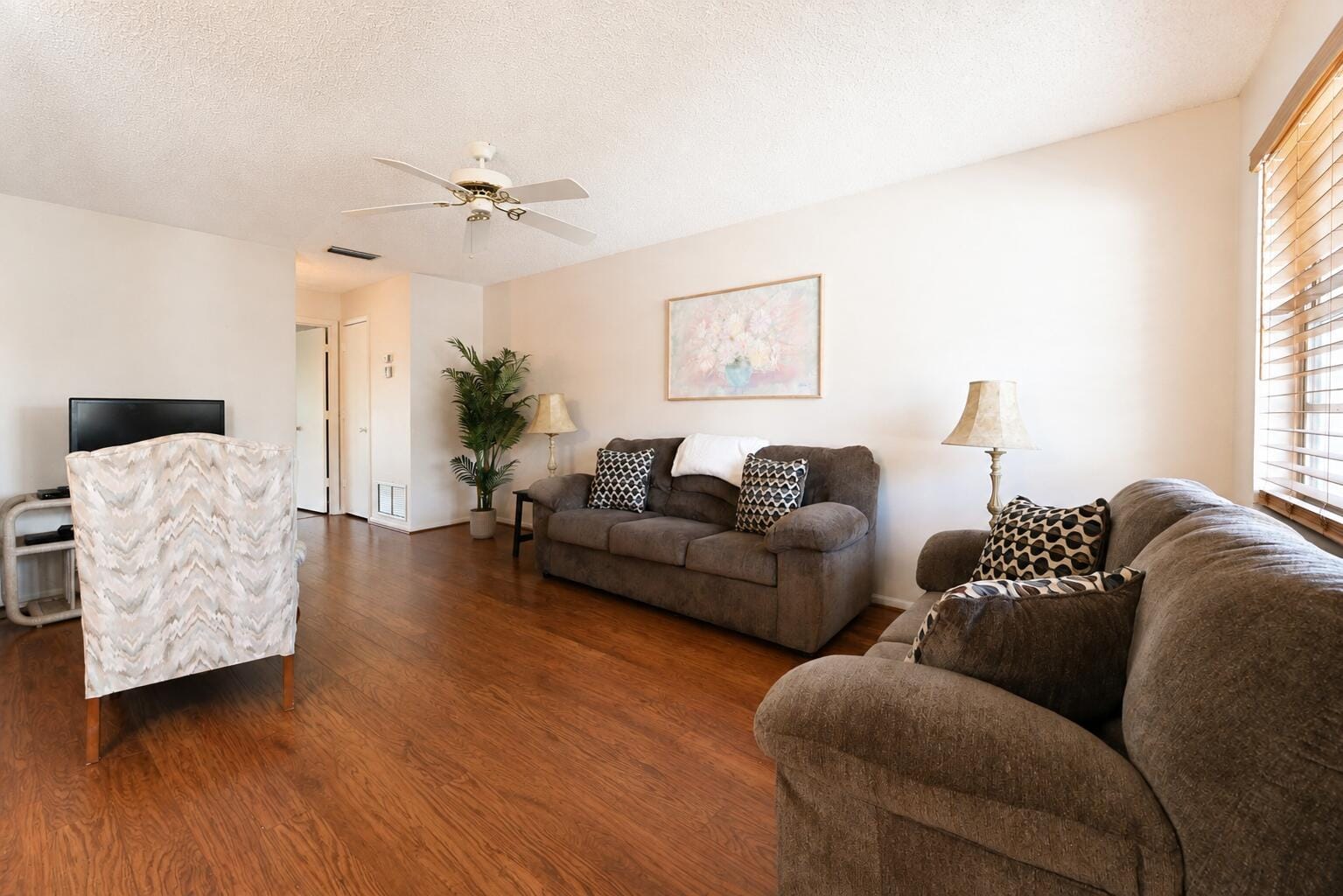 27 LAKE VISTA Trail 203, Port St. Lucie, FL 34952 photo 2