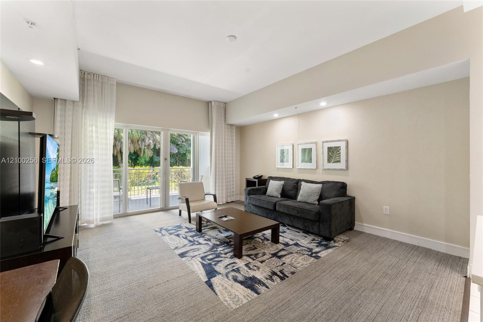 5300 NW 87th Avenue 408 — photo 3